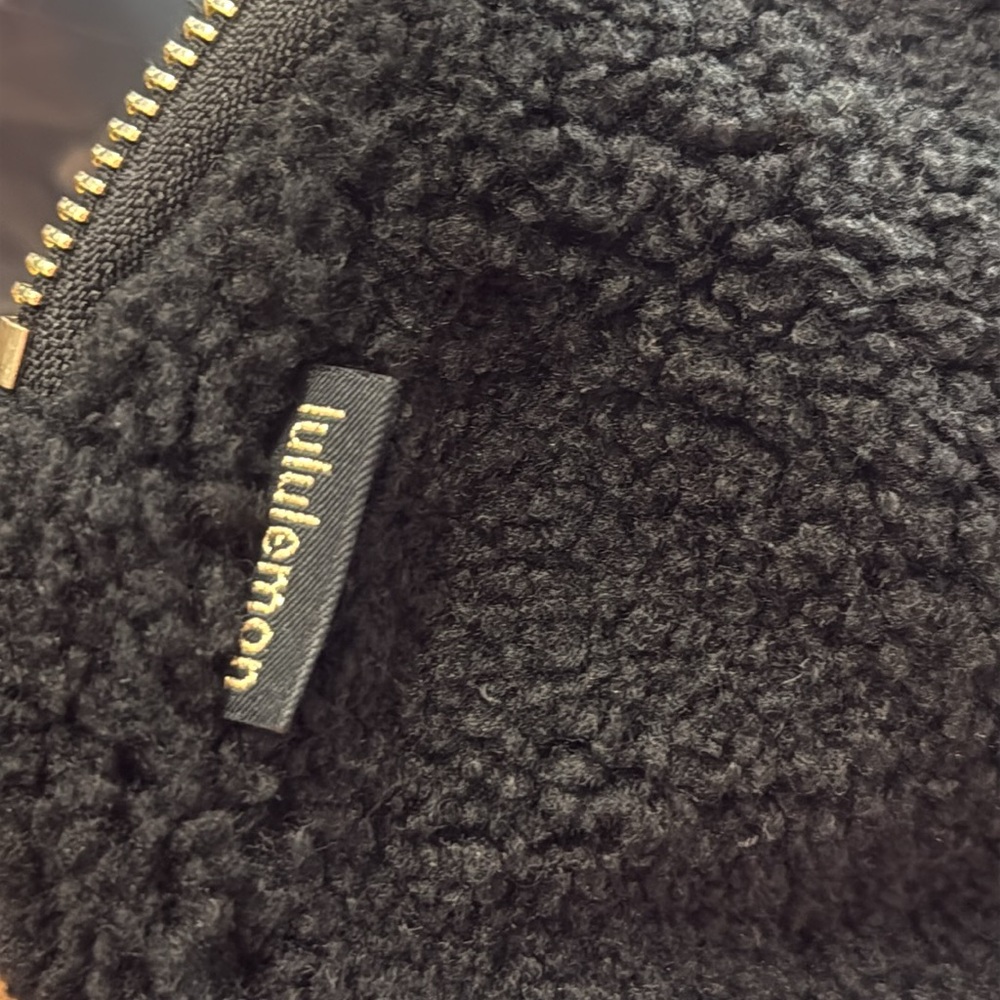 Lululemon Belt bag - Picture 2 of 5
